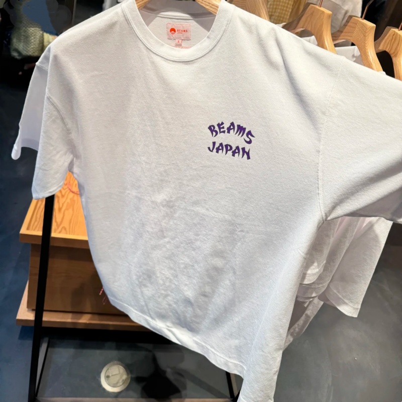日本東京ストリートコットンファッションビームズTシャツ白い着 - Street Fashion Tokyo のレビューと価格