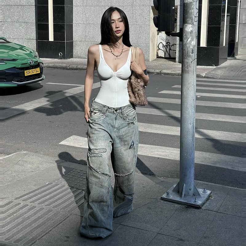 セクシーなノースリーブ V ネックボディスーツファッション女 - Street Fashion Y2K のレビューと価格