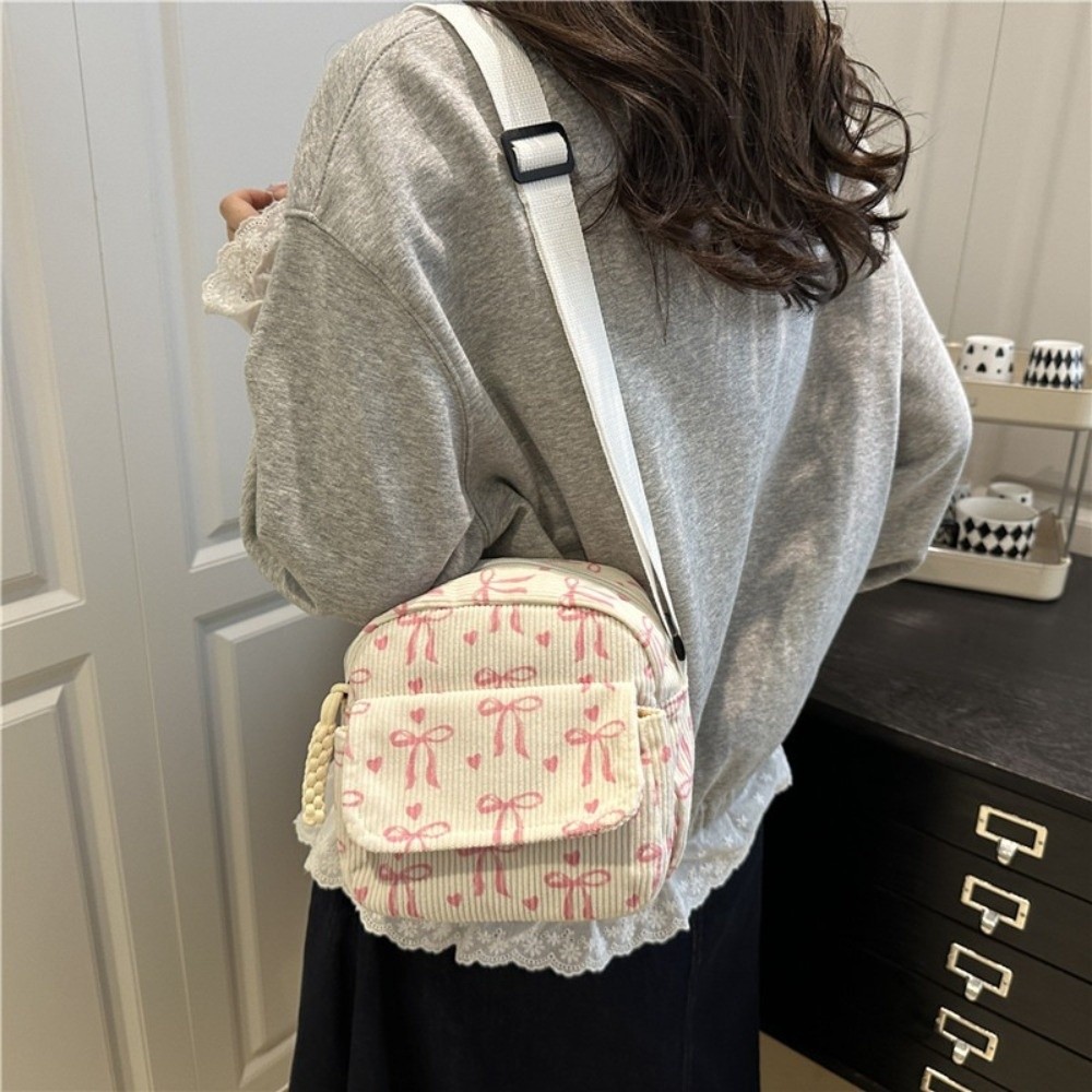 女性のコーデュロイ小さなショルダーバッグティーンエイジャーガ - Street Fashion Korea のレビューと価格